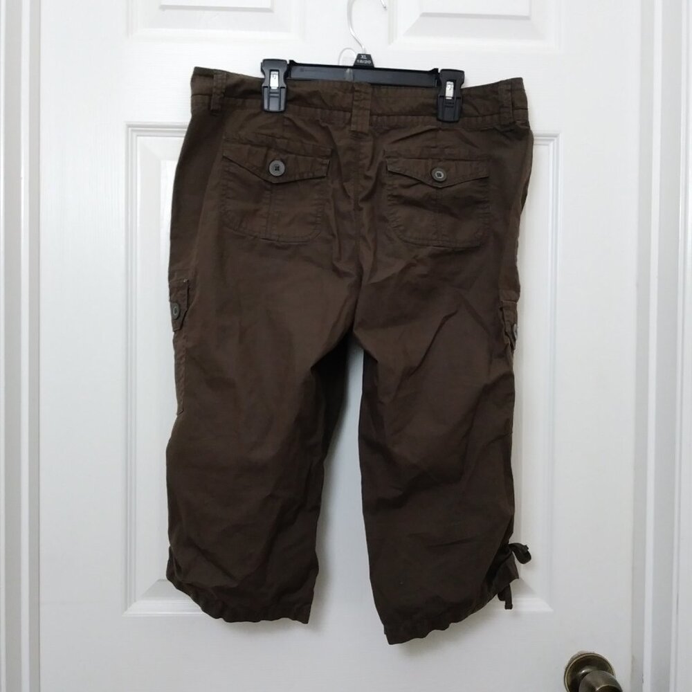 French Cuff Cargo Bermuda Short Size 8 P - Picture 11 of 13